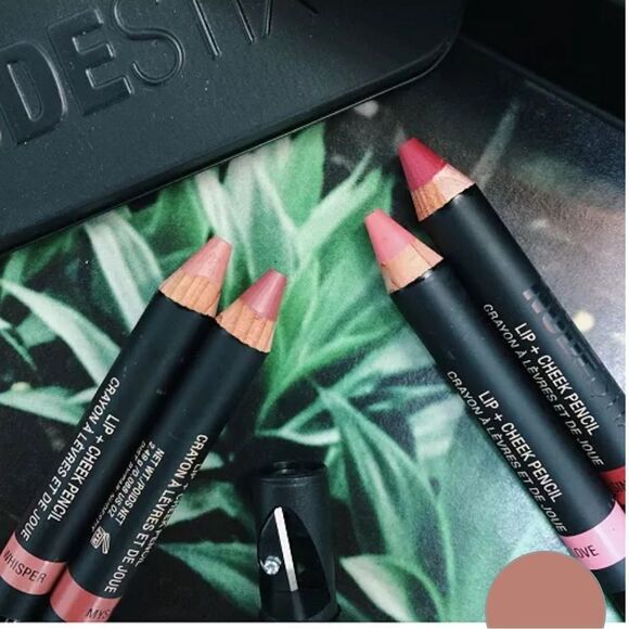 NWT-NUDESTIX
Cream Lip + Cheek Pencil— WHISPER - Picture 8 of 12